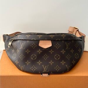 Authentic Louis Vuitton Monogram Bumbag